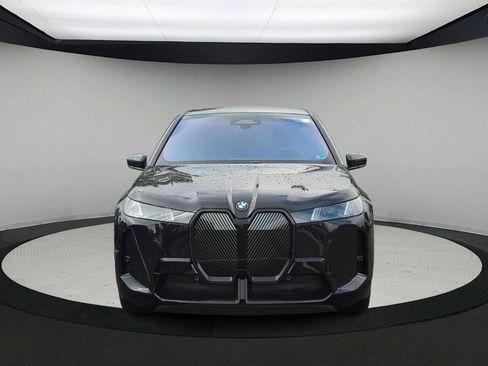 Used 2026 BMW iX xDrive60 w/ M Sport Package AWD/4WD image 3