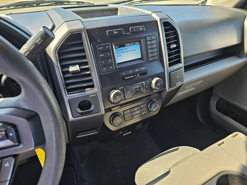 Used 2018 Ford F150 XLT RWD image 28