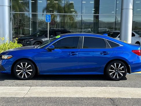 Used 2023 Honda Civic EX image 7