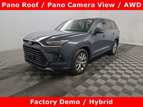 Used 2024 Toyota Grand Highlander Limited image 1