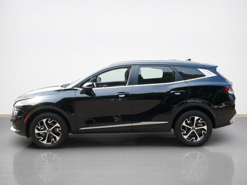 Used 2024 Kia Sportage EX AWD/4WD image 6