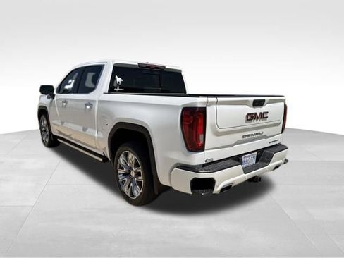 Used 2025 GMC Sierra 1500 Denali AWD/4WD image 5