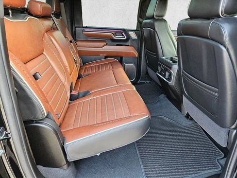 Used 2025 GMC Sierra 2500 Denali Ultimate AWD/4WD image 21