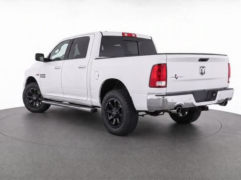 Used 2017 RAM 1500 Lone Star RWD image 3
