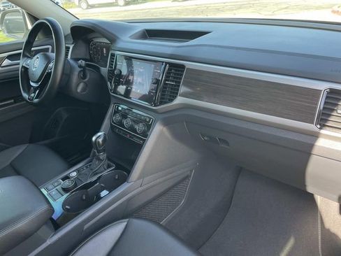 Used 2019 Volkswagen Atlas SEL R-Line image 29