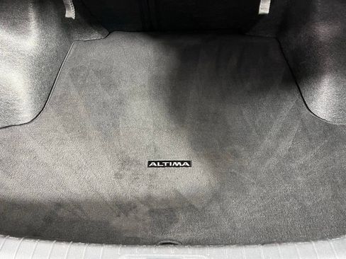 Used 2024 Nissan Altima 2.5 SL image 29