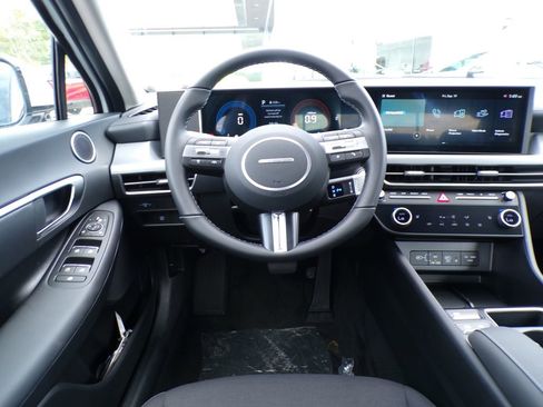 New 2026 Hyundai Sonata SEL FWD image 15