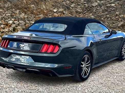Used 2016 Ford Mustang Premium image 2