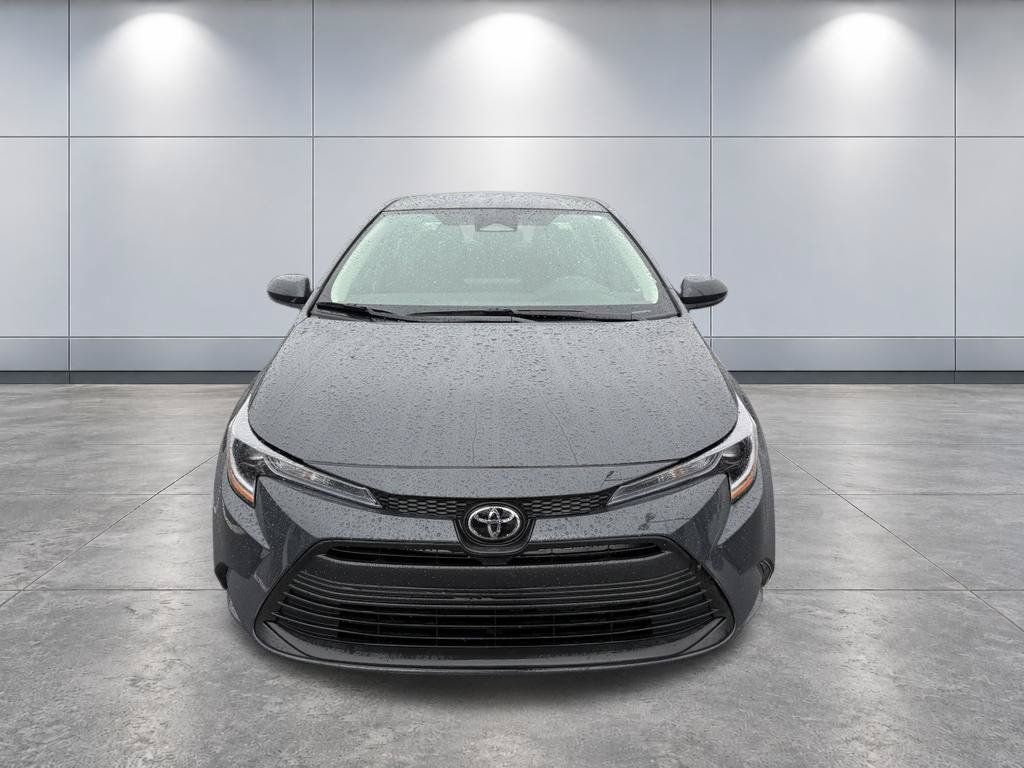 Used 2026 Toyota Corolla LE FWD image 32