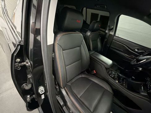 Certified 2023 GMC Acadia AT4 w/ Technology Package AWD/4WD image 28
