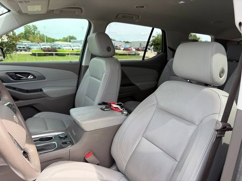 Used 2019 Chevrolet Traverse Premier w/ Driver Confidence II Package FWD image 54