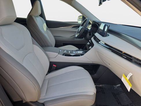 New 2027 INFINITI QX60 Luxe w/ Cargo Package AWD/4WD image 10