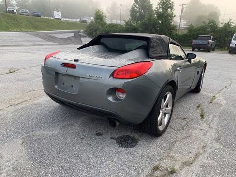 Used 2006 Pontiac Solstice Convertible w/ Premium Package RWD image 8