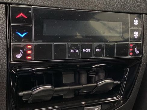 New 2025 Jeep Grand Cherokee L Limited w/ Trailer Tow Package image 38