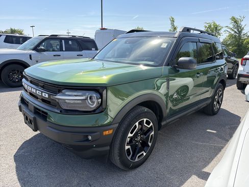 Used 2024 Ford Bronco Sport Outer Banks w/ Tech Package AWD/4WD image 4