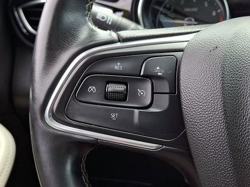 Certified 2021 Buick Encore GX Preferred FWD image 20