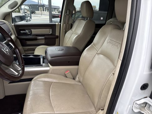 Used 2015 RAM 3500 Laramie image 12