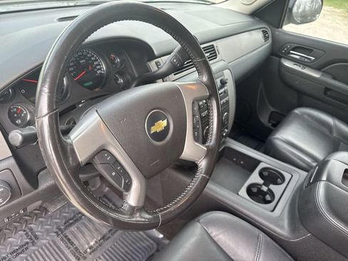 Used 2013 Chevrolet Silverado 1500 LTZ w/ LTZ White Diamond Edition image 12