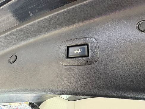 Used 2017 Nissan Armada SV w/ Driver Package image 16