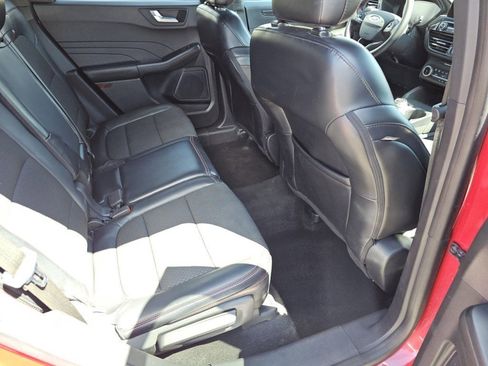 Used 2024 Ford Escape ST-Line AWD/4WD image 5