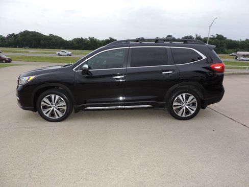 Used 2020 Subaru Ascent Touring w/ Popular Package #3 image 12