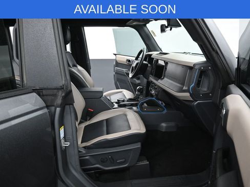 Used 2024 Ford Bronco Wildtrak AWD/4WD image 36