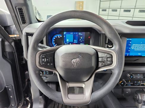 Used 2023 Ford Bronco 2-Door image 21