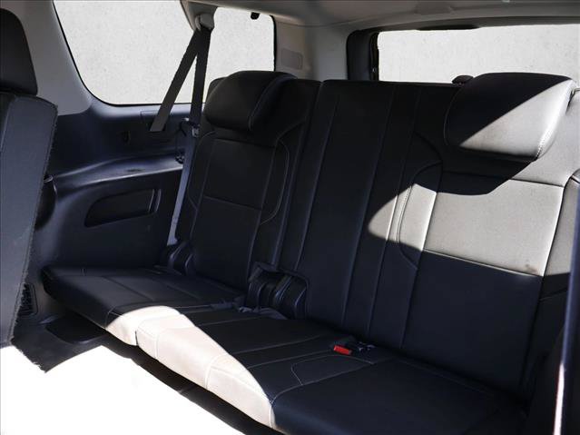 Used 2015 Chevrolet Suburban LTZ AWD/4WD image 21