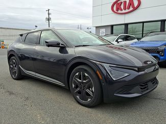 New 2025 Kia EV6 Light w/ Light LR Technology Package video 2
