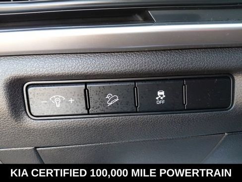 Certified 2024 Kia Telluride LX FWD image 19