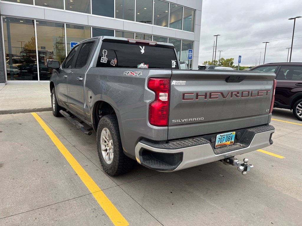 Used 2021 Chevrolet Silverado 1500 LT AWD/4WD image 12