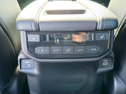 Used 2024 Toyota Grand Highlander AWD Hybrid image 21