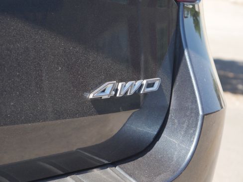 Certified 2024 Ford Explorer Platinum AWD/4WD image 19