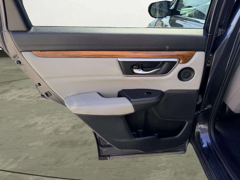 Used 2019 Honda CR-V Touring image 21
