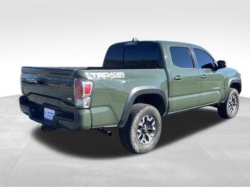 Used 2021 Toyota Tacoma TRD Off-Road w/ Technology Package image 3
