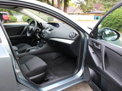 Used 2012 MAZDA MAZDA3 i Touring image 14