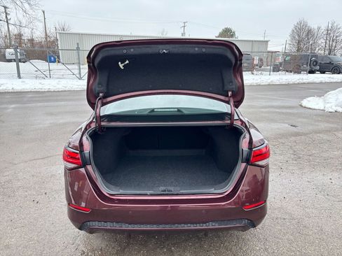 Used 2025 Nissan Sentra SV image 30