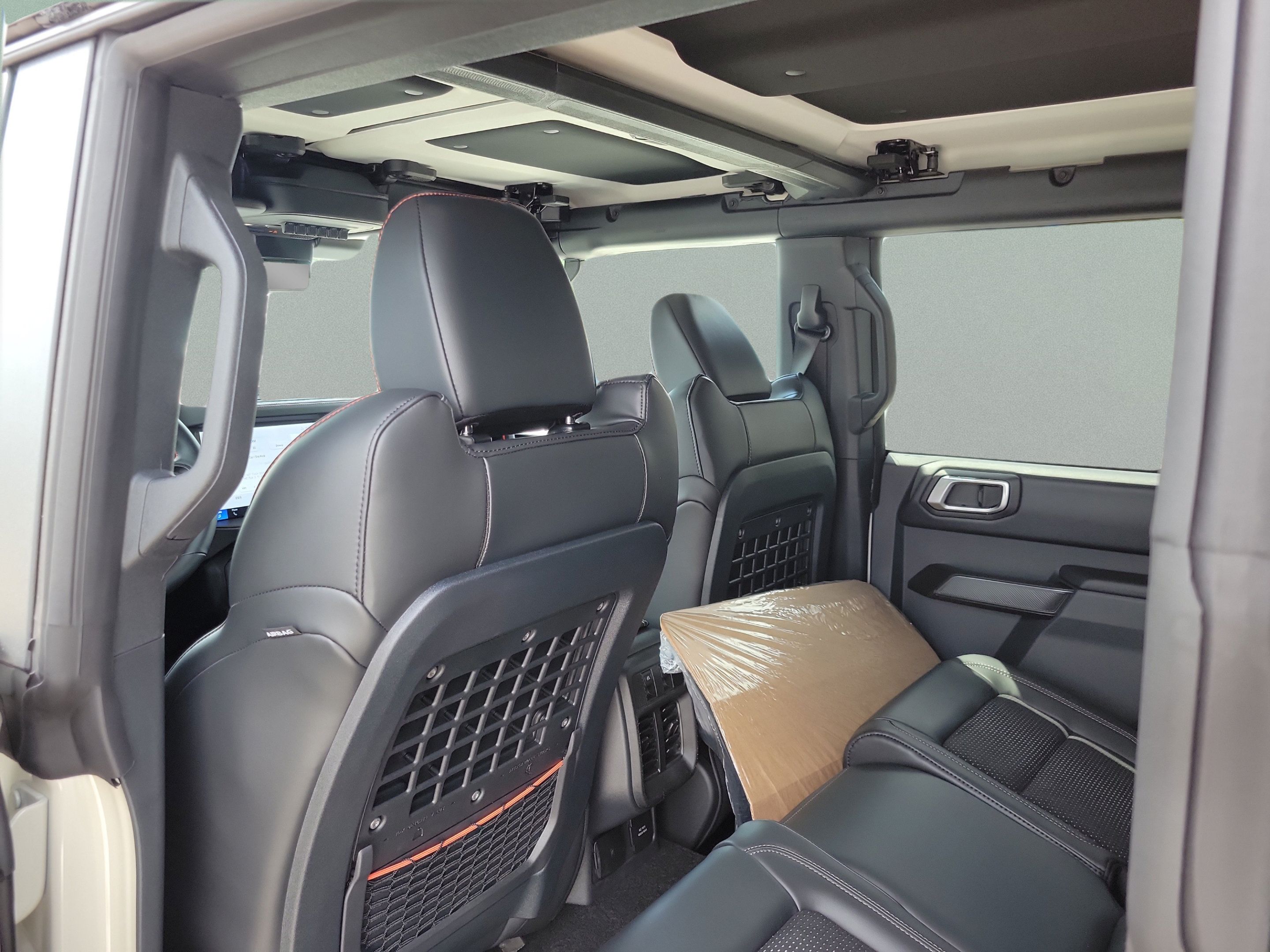 New 2026 Ford Bronco Raptor AWD/4WD image 8