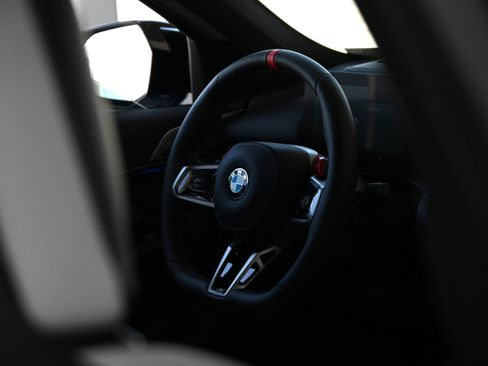 New 2027 BMW M5 w/ Executive Package AWD/4WD image 29