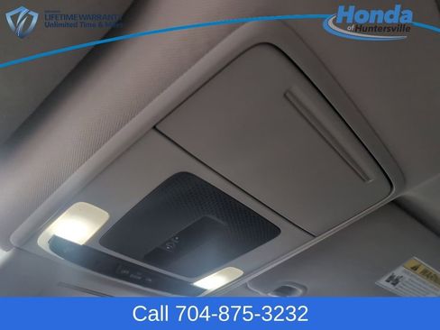 Used 2023 Honda Civic Touring image 29