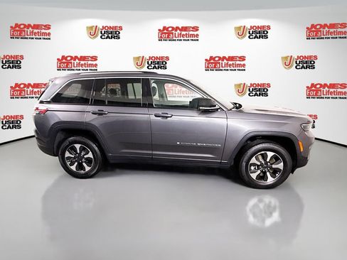 Used 2022 Jeep Grand Cherokee Limited 4xe image 19