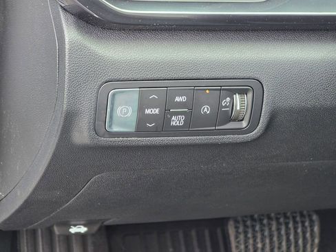 New 2026 GMC Terrain AT4 w/ Convenience Package III image 36