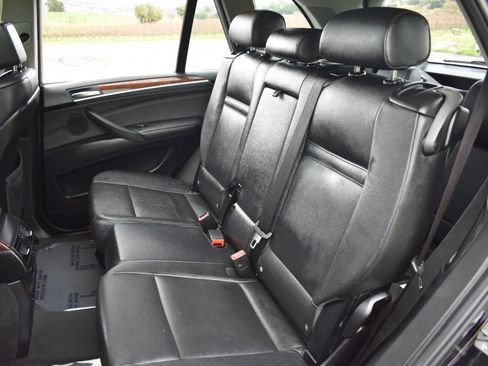 Used 2010 BMW X5 xDrive30i image 36