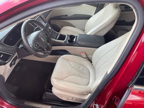 Used 2016 Lincoln MKX Reserve w/ Luxury Package AWD/4WD image 6