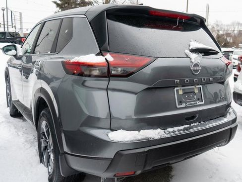 New 2026 Nissan Rogue SV image 5