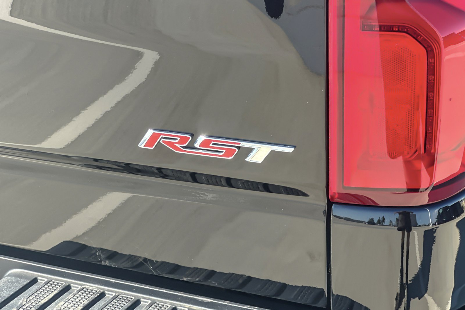 Used 2024 Chevrolet Silverado 1500 RST RWD image 26