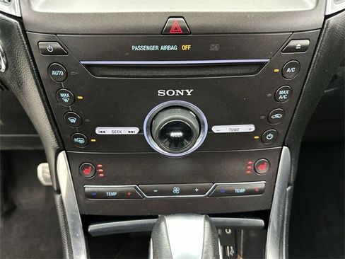 Used 2015 Ford Edge Sport image 18