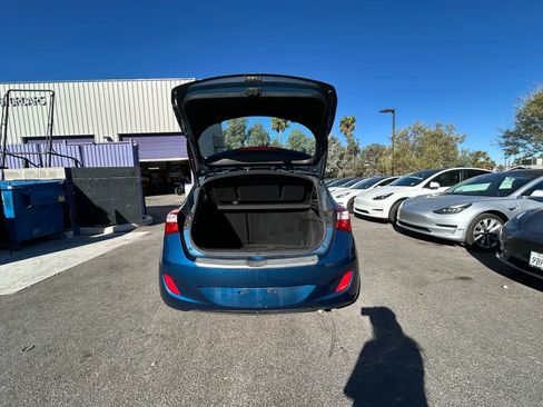Used 2016 Hyundai Elantra GT image 7