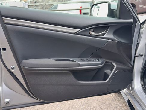 Used 2018 Honda Civic Sport image 13