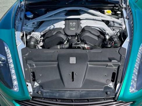 Used 2015 Aston Martin DB9 Coupe RWD image 14